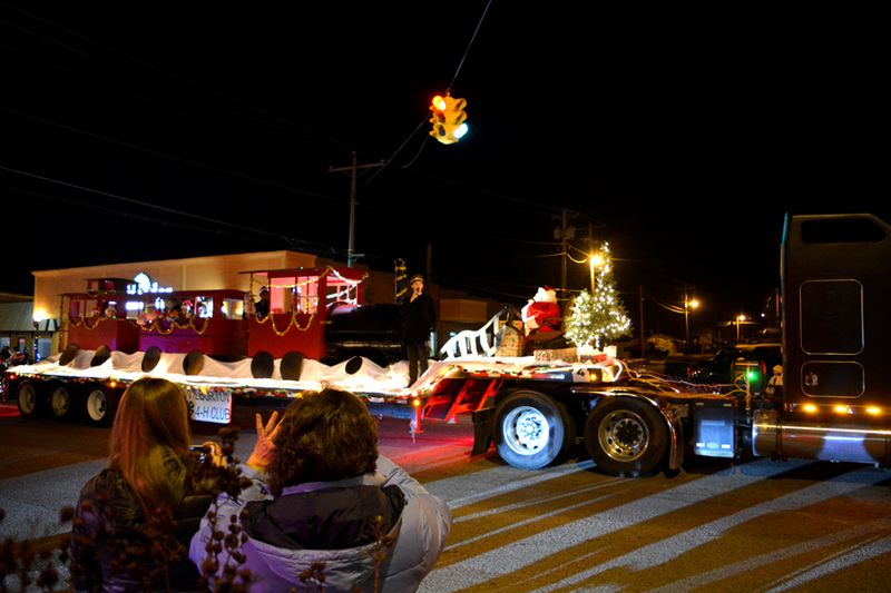 2022 Madill Oklahoma Christmas Parade Wilburton Chamber of Commerce Christmas Parade